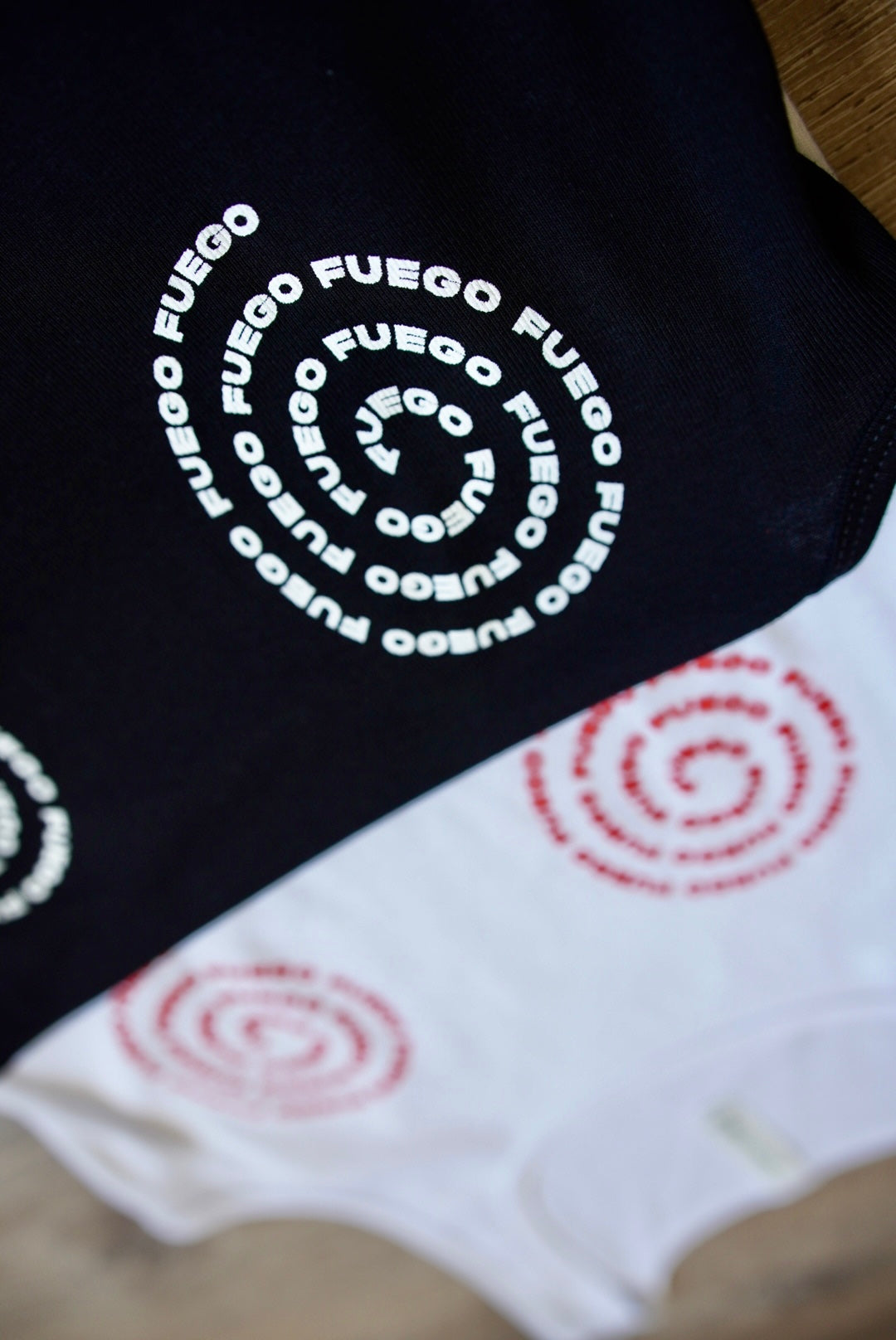 Hypno Tank in Black